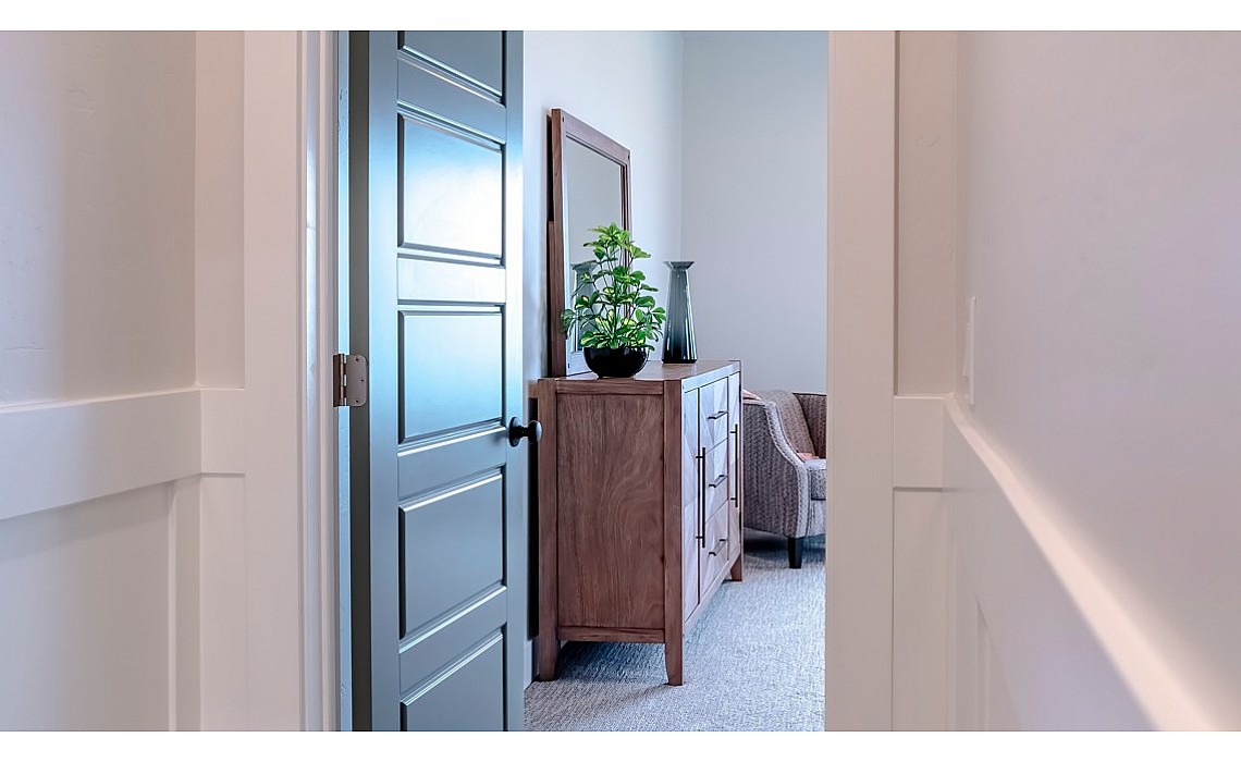 Чим змастити двері, щоб не скрипіли: прості рішення для міжкімнатних і вхідних дверей Чим змастити двері, щоб не скрипіли: прості рішення для міжкімнатних і вхідних дверей